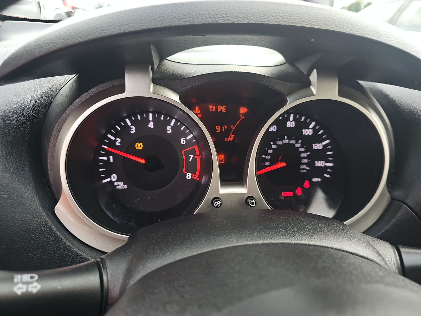 2014 Nissan JUKE SV FWD