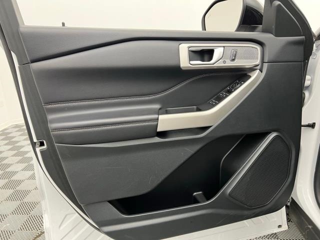 2023 Ford Explorer Limited RWD