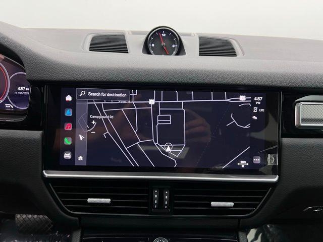 2022 Porsche Cayenne Platinum Edition AWD