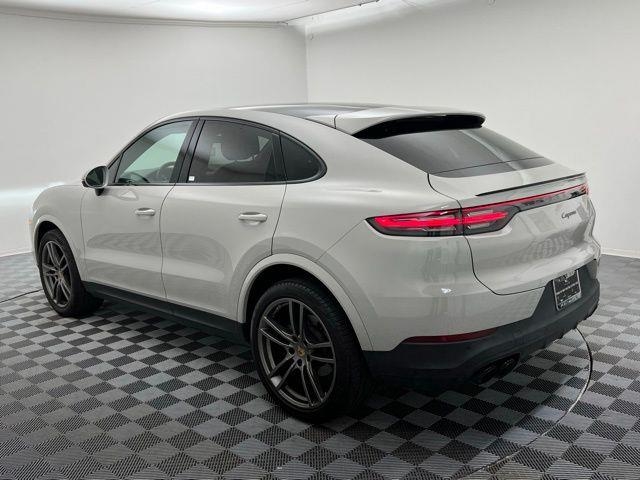 2022 Porsche Cayenne Platinum Edition AWD