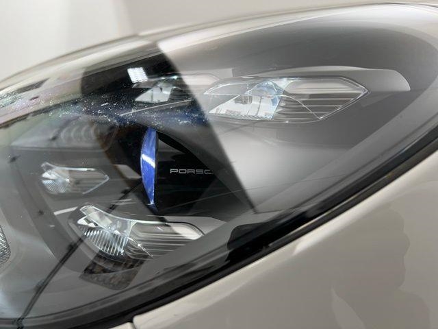 2022 Porsche Cayenne Platinum Edition AWD