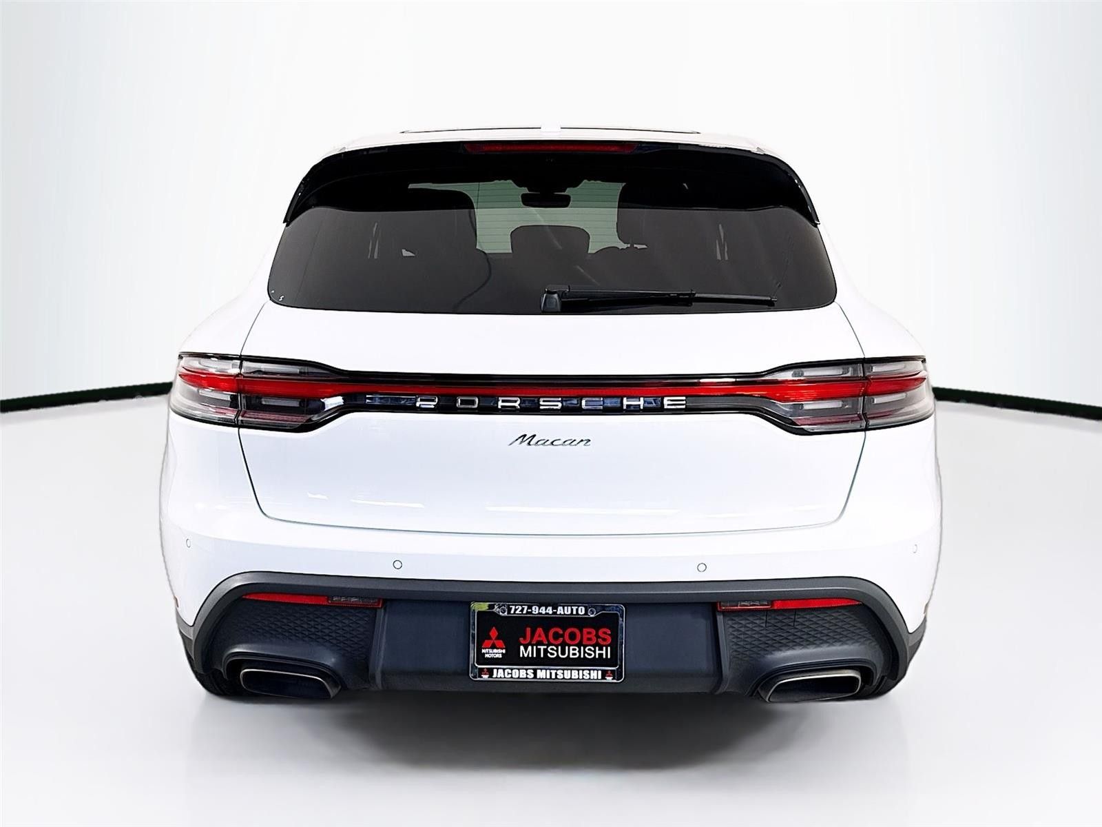 2024 Porsche Macan Base AWD