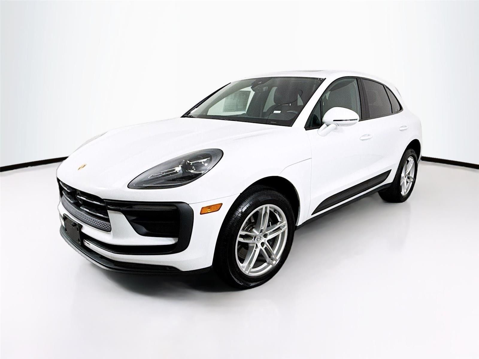 2024 Porsche Macan Base AWD