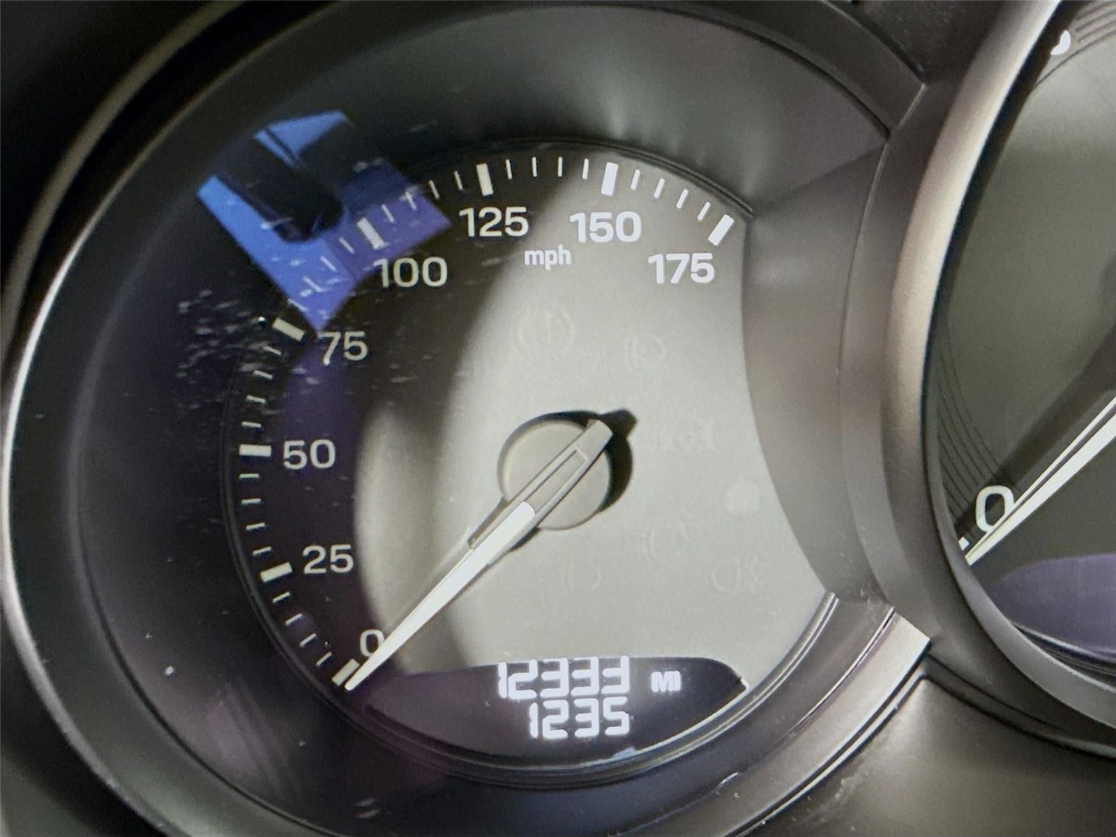 2024 Porsche Macan Base AWD