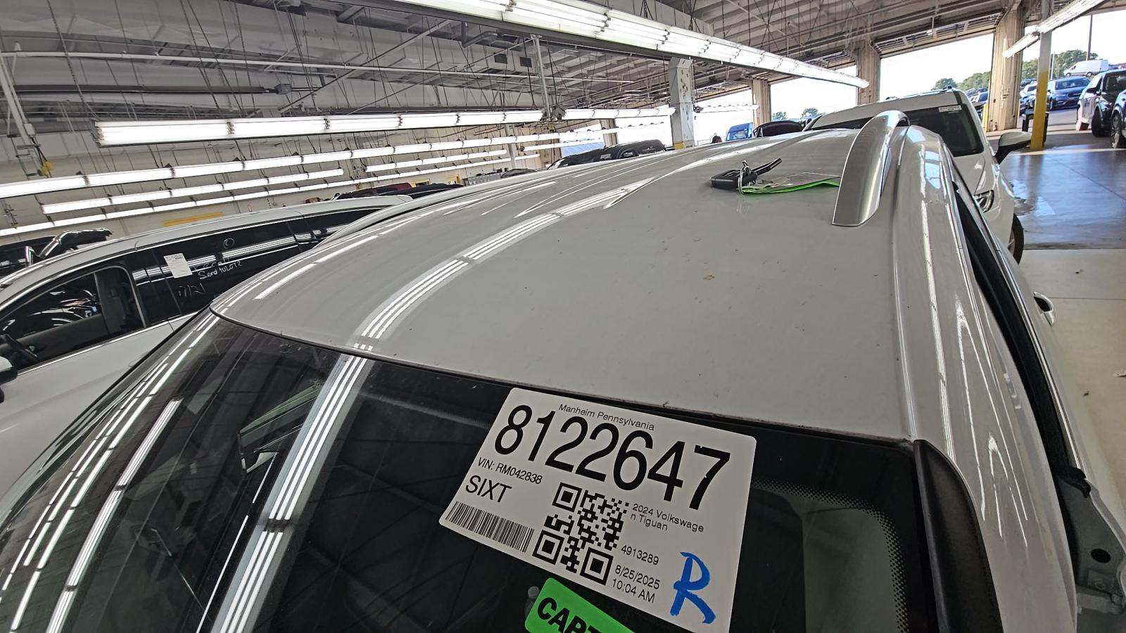 2024 Volkswagen Tiguan 2.0T SE FWD