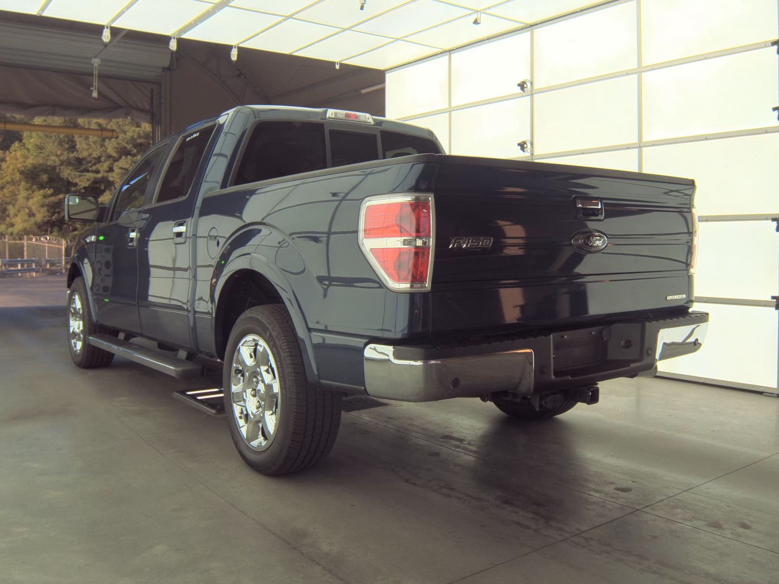 2013 Ford F-150 Lariat RWD