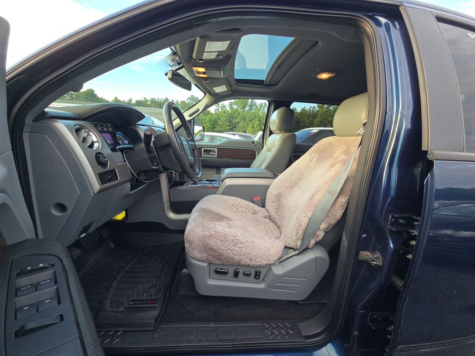 2013 Ford F-150 Lariat RWD