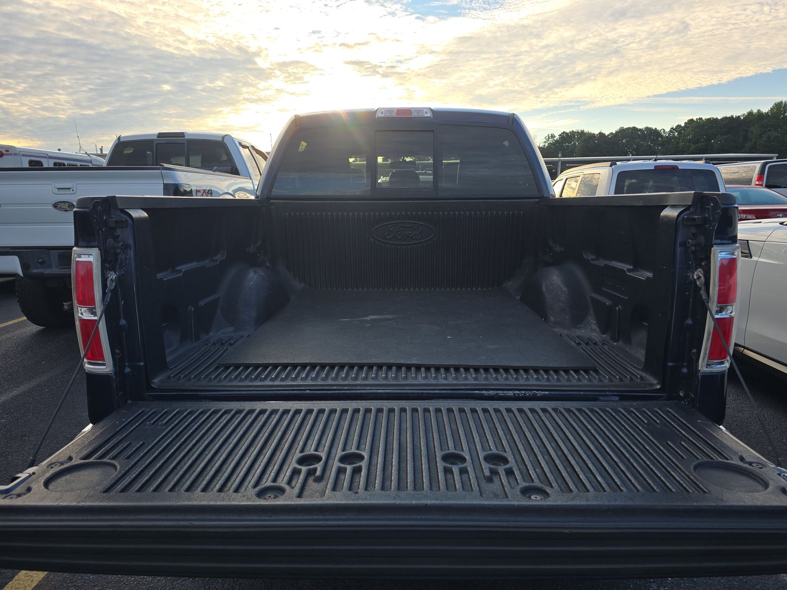 2013 Ford F-150 Lariat RWD