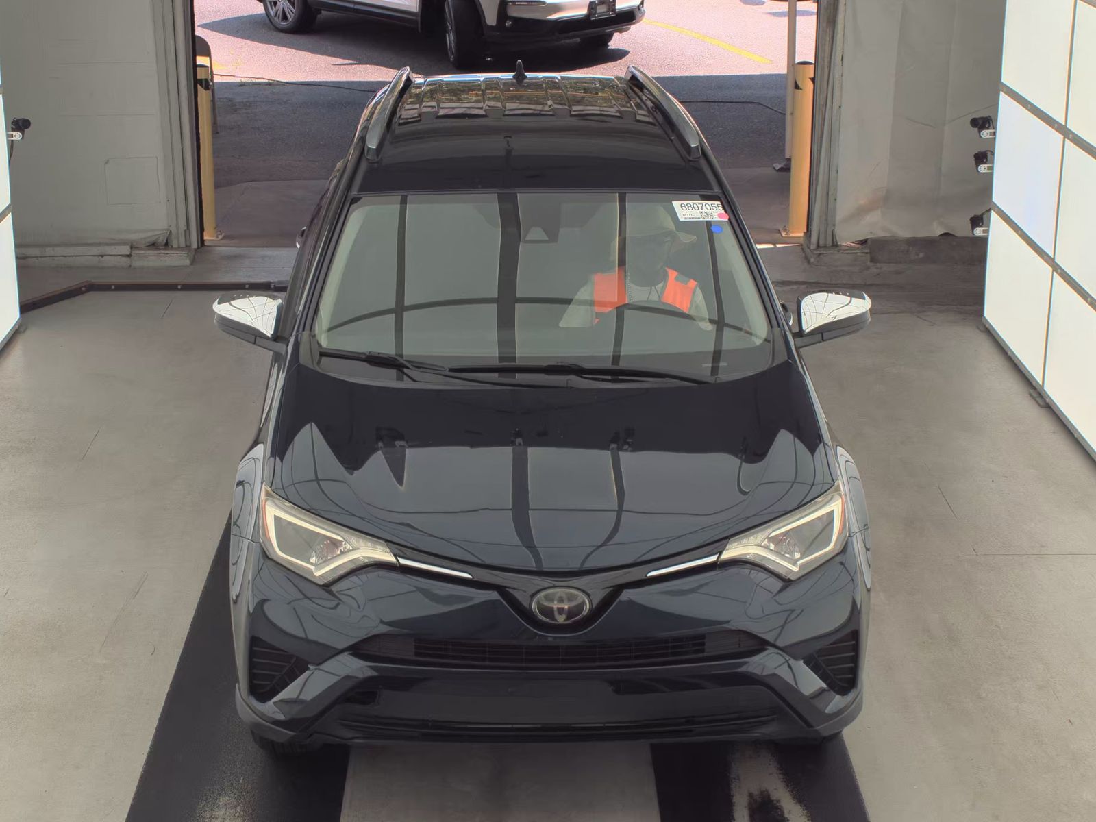 2018 Toyota RAV4 LE AWD