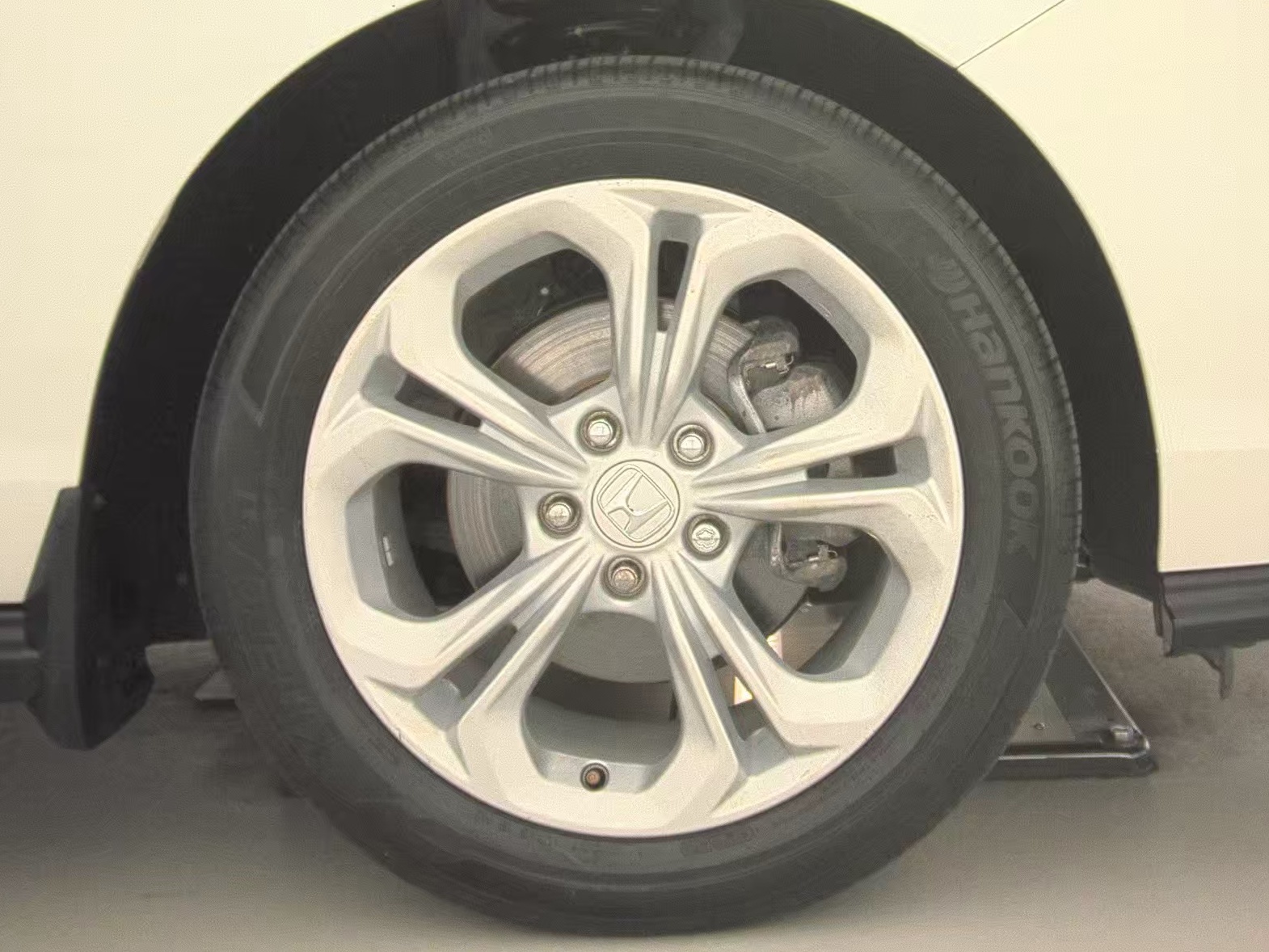 2024 Honda Accord LX FWD