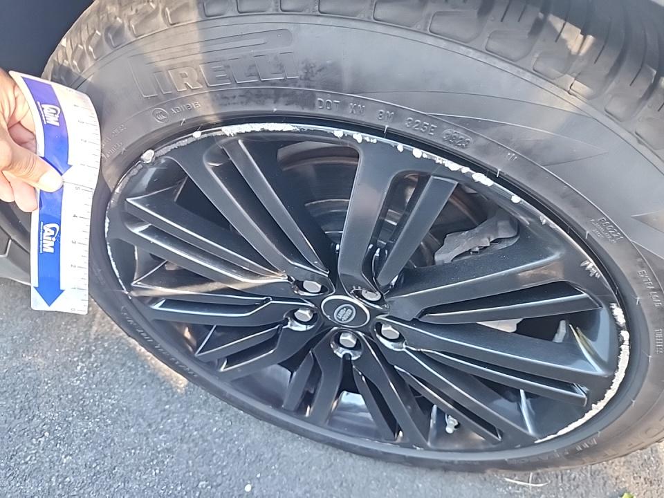 2020 Land Rover Discovery HSE Luxury AWD