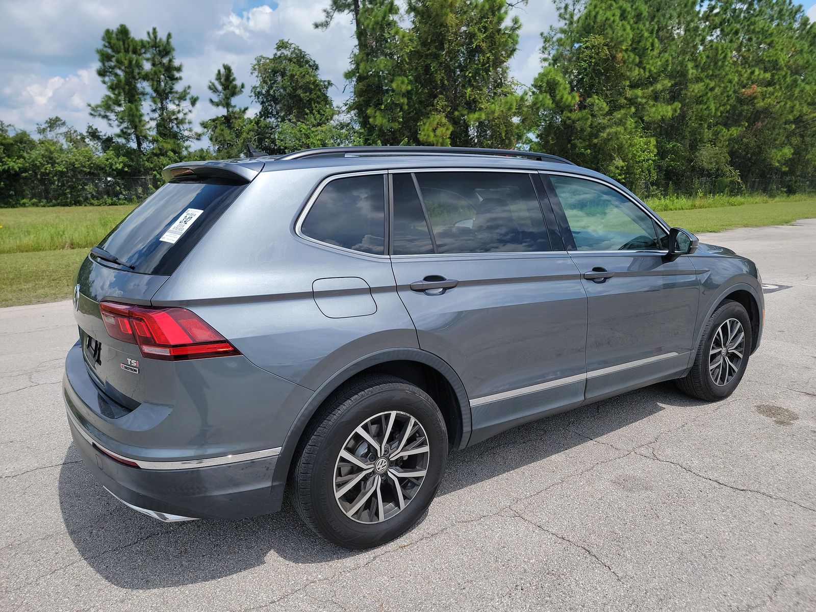 2018 Volkswagen Tiguan 2.0T SE AWD