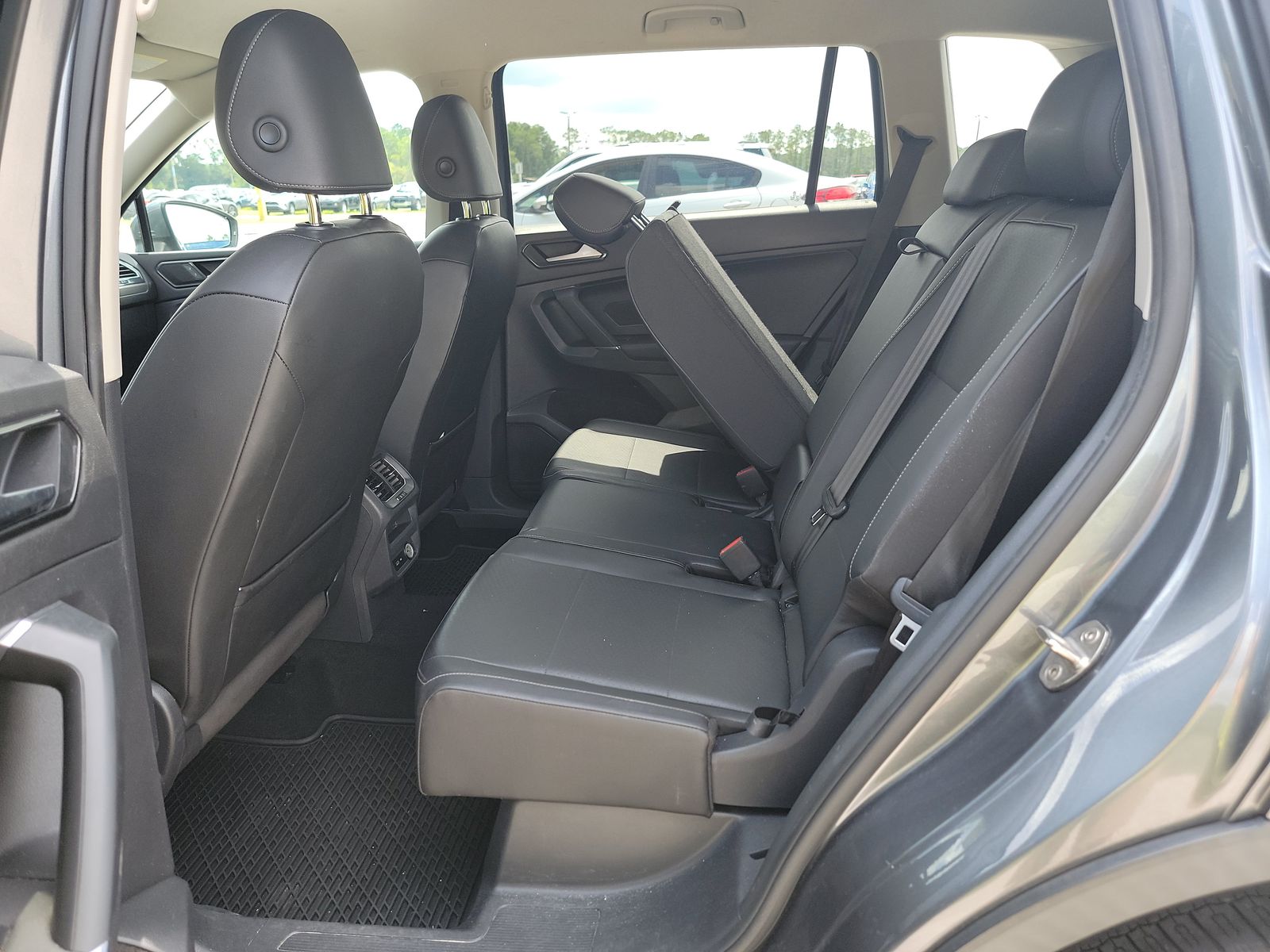 2018 Volkswagen Tiguan 2.0T SE AWD
