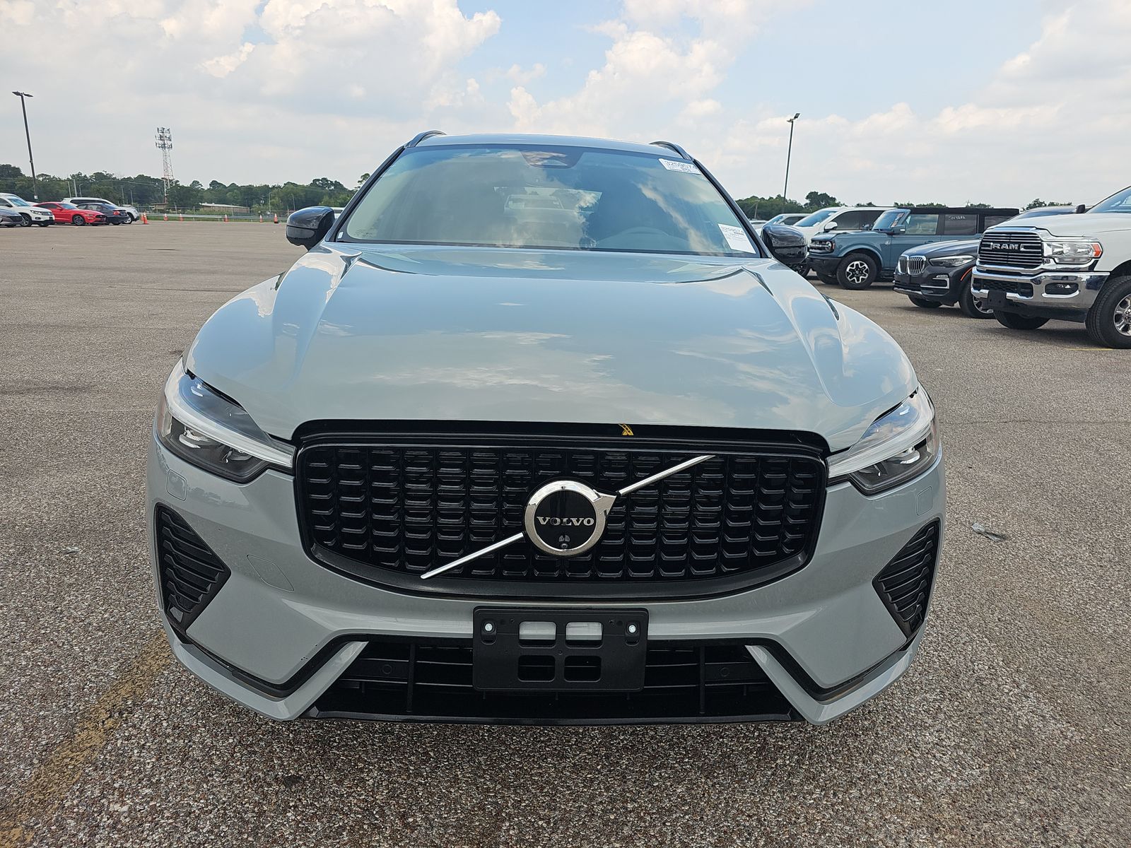 2024 Volvo XC60 B5 Plus AWD