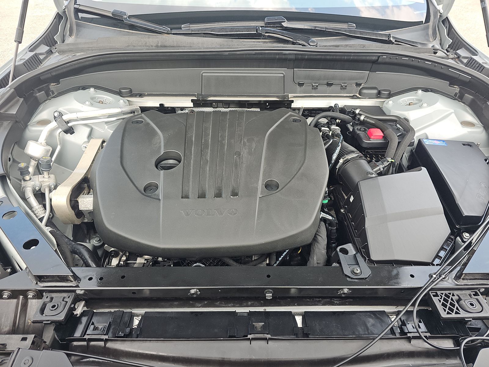 2024 Volvo XC60 B5 Plus AWD