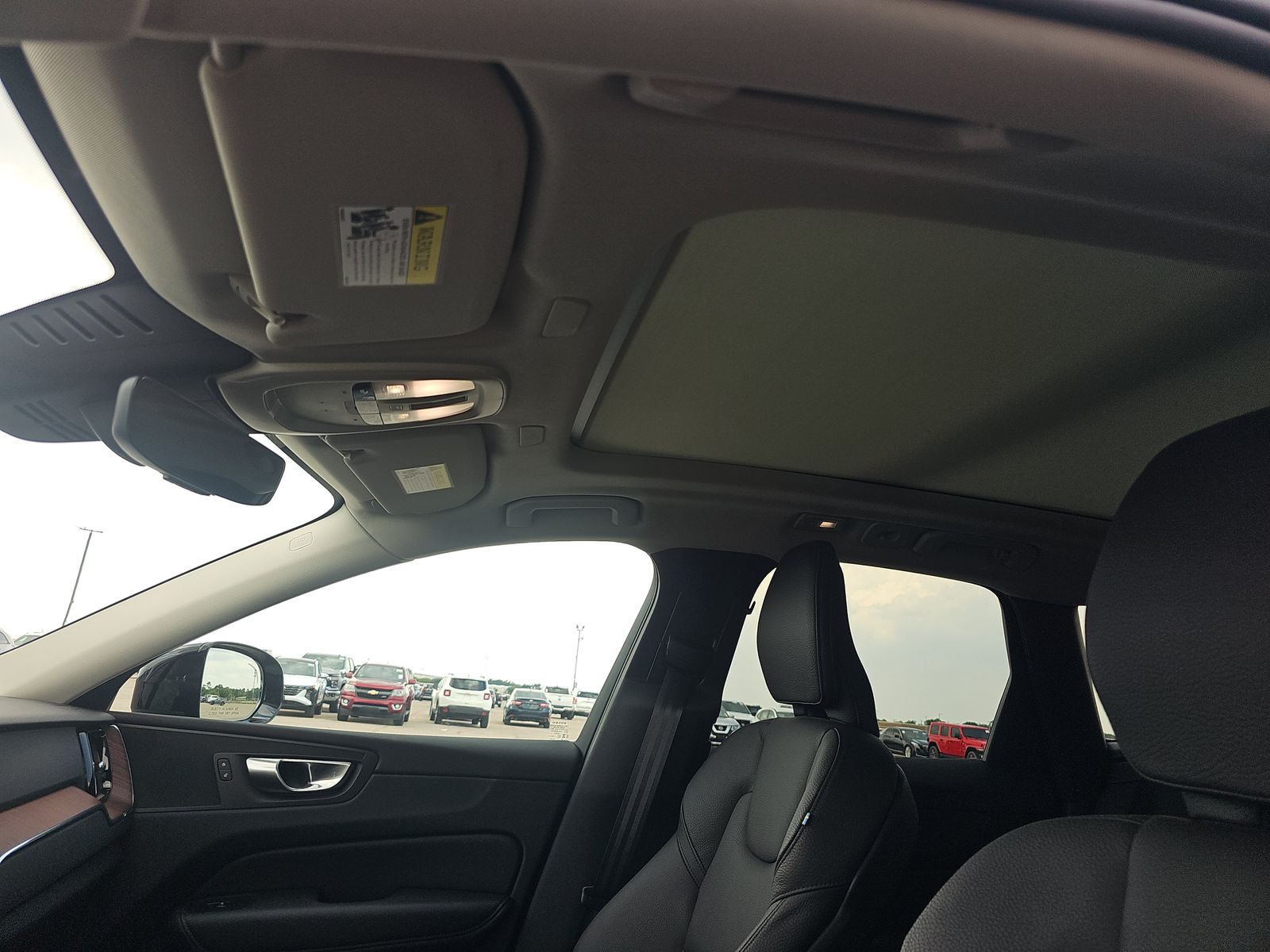 2024 Volvo XC60 B5 Plus AWD