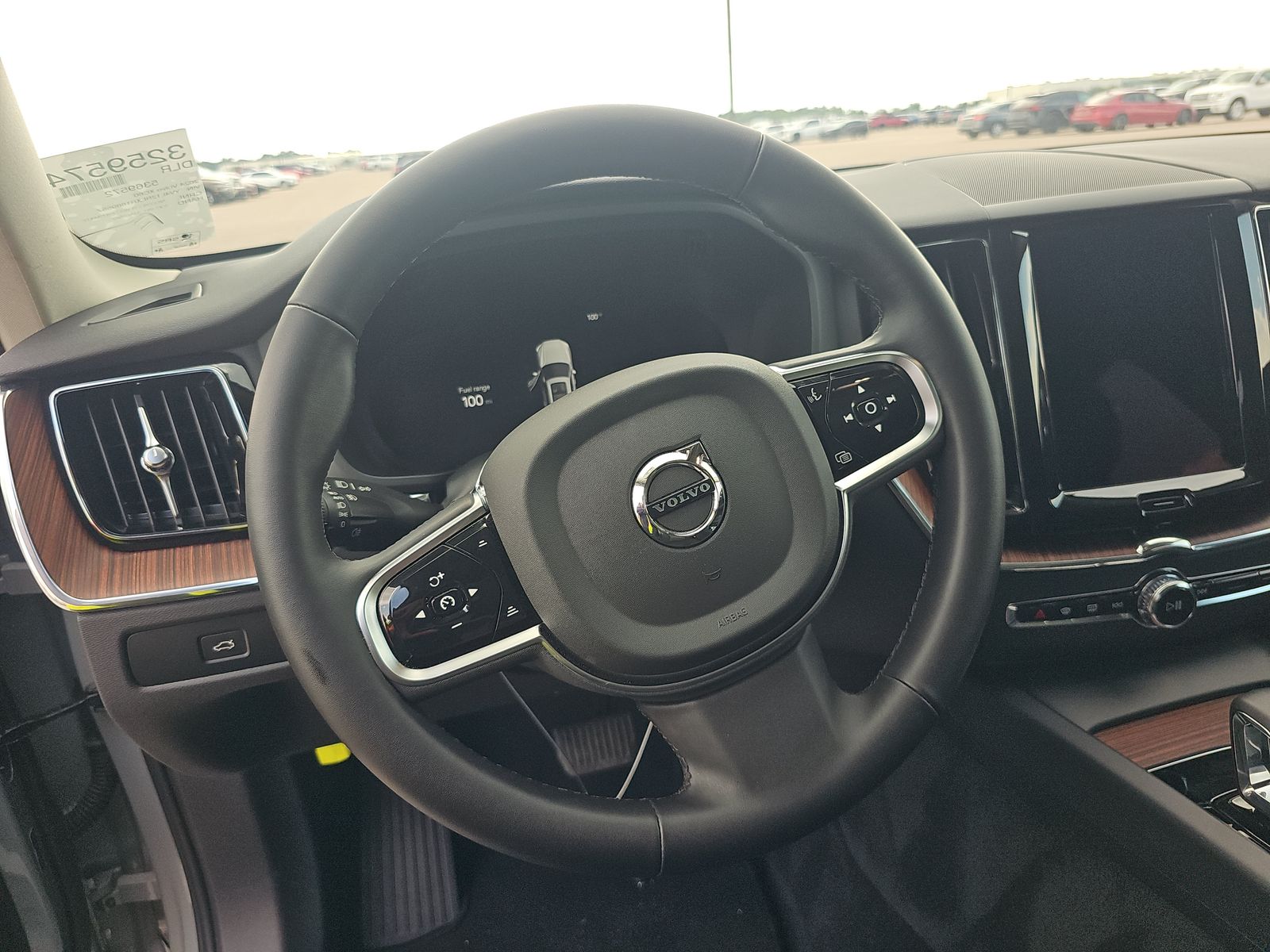 2024 Volvo XC60 B5 Plus AWD