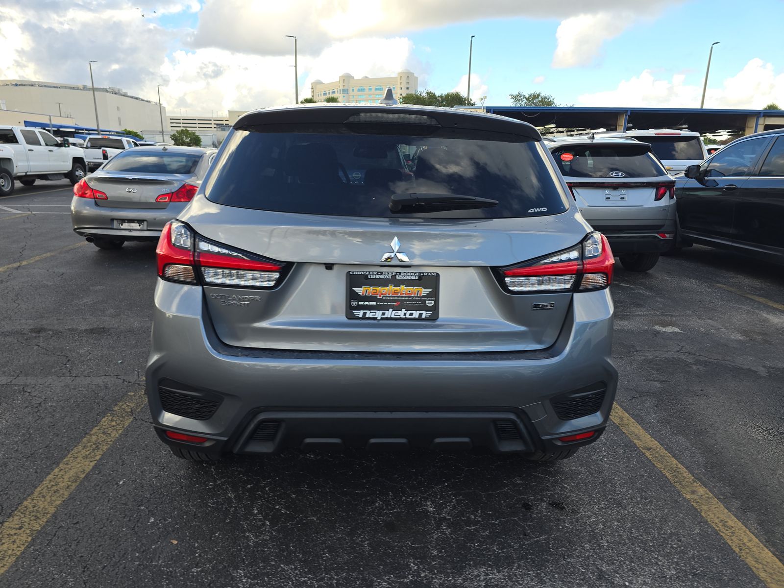 2024 Mitsubishi Outlander Sport 2.0 LE AWD