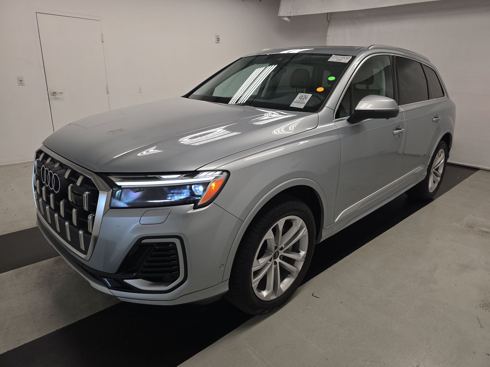 2025 Audi Q7 Premium 45 TFSI