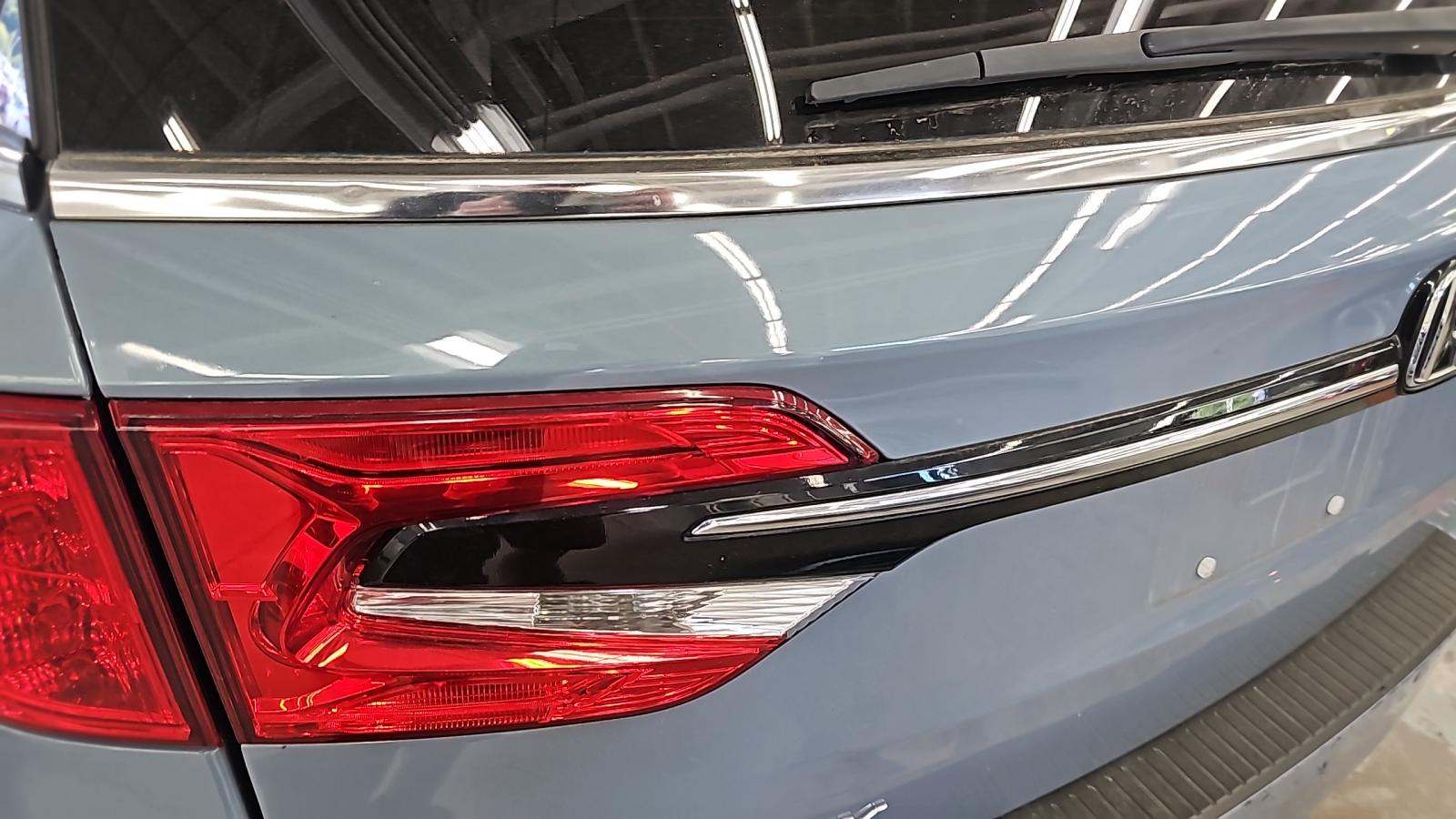 2023 Honda Odyssey Touring FWD