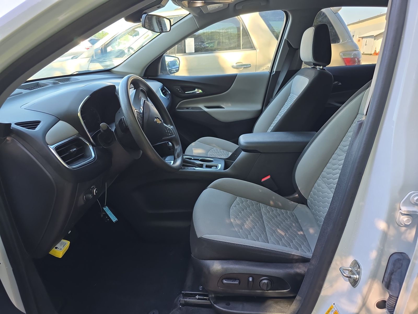 2021 Chevrolet Equinox LS AWD