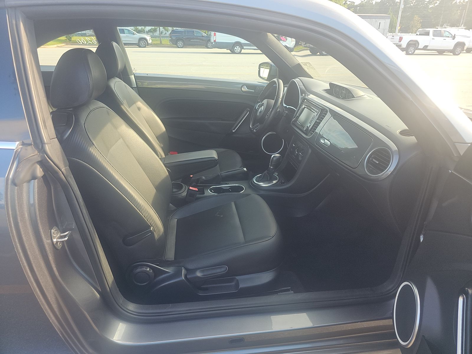 2015 Volkswagen Beetle 2.0L TDI FWD
