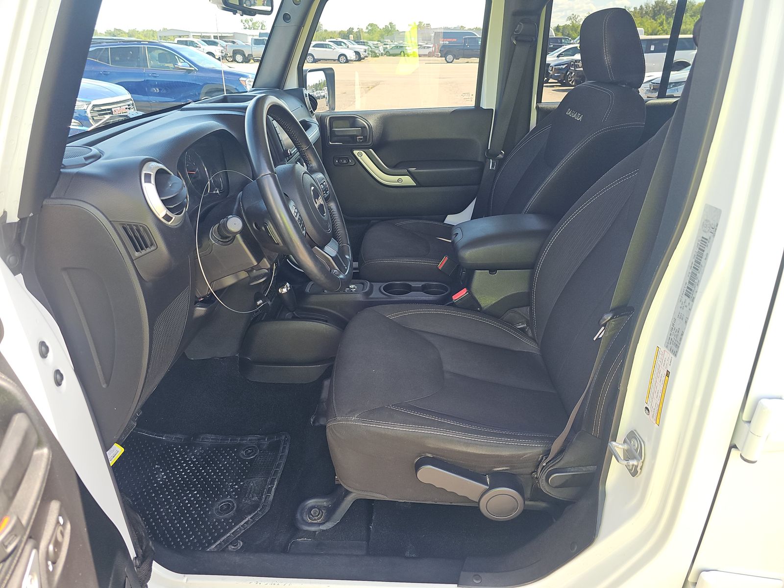 2016 Jeep Wrangler Unlimited Sahara AWD