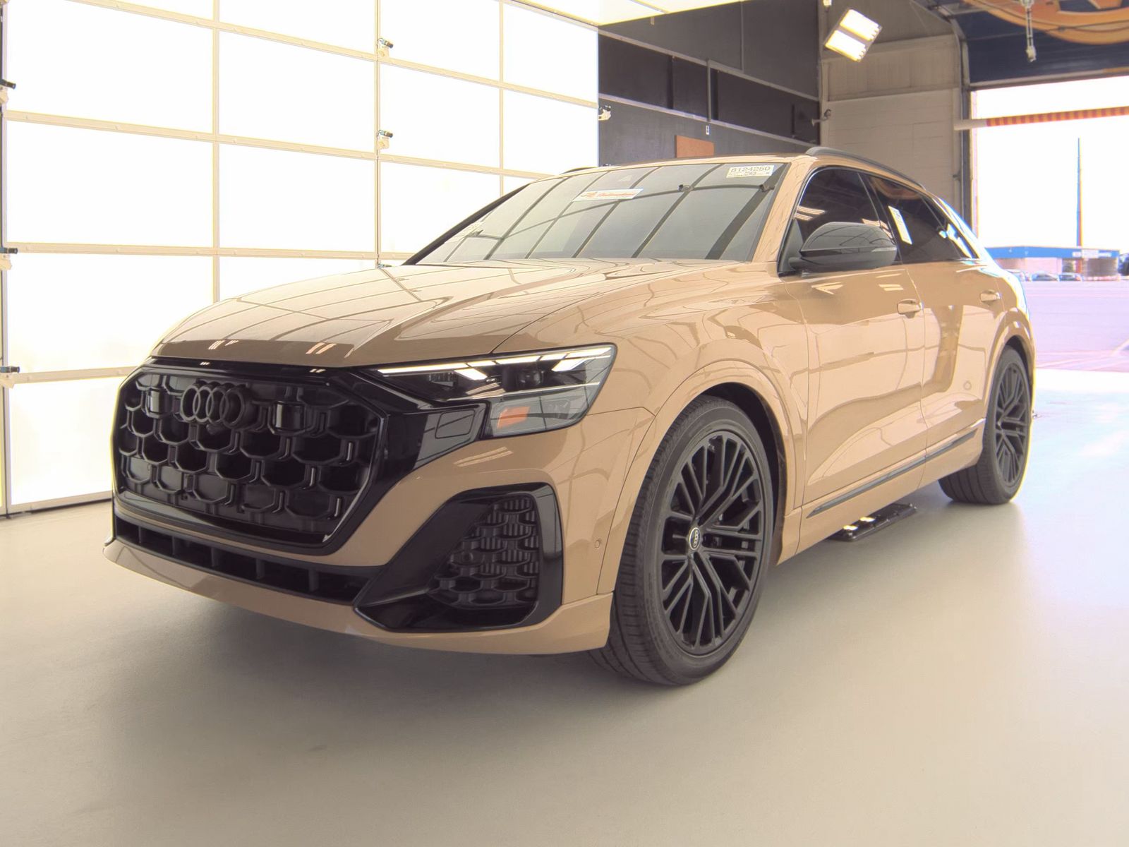 2024 Audi SQ8 Premium Plus