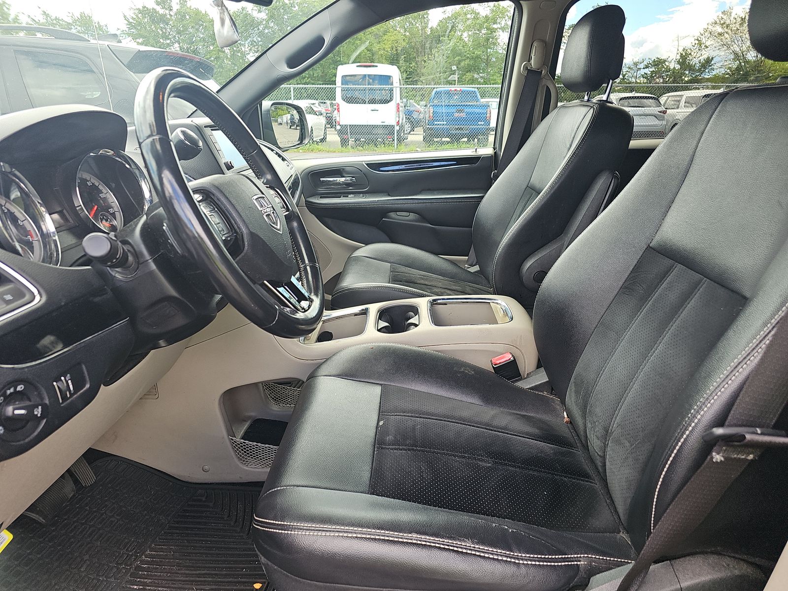 2017 Dodge Grand Caravan SXT FWD