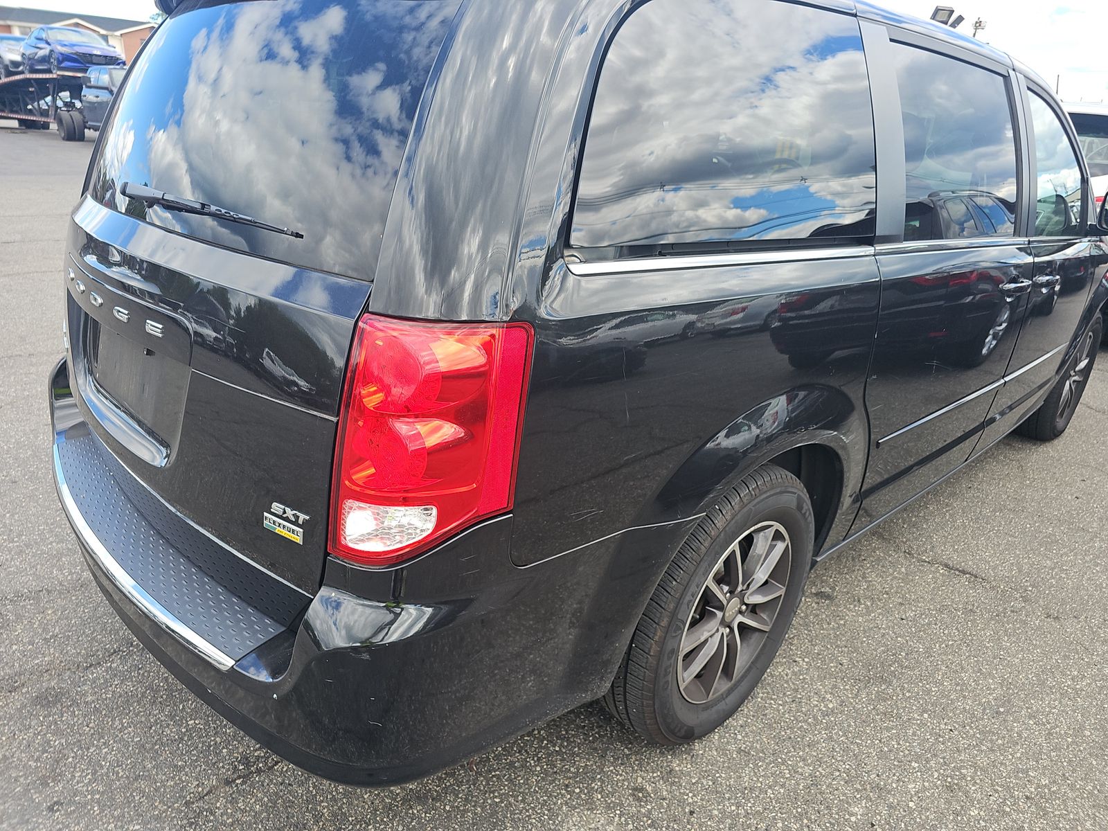 2017 Dodge Grand Caravan SXT FWD