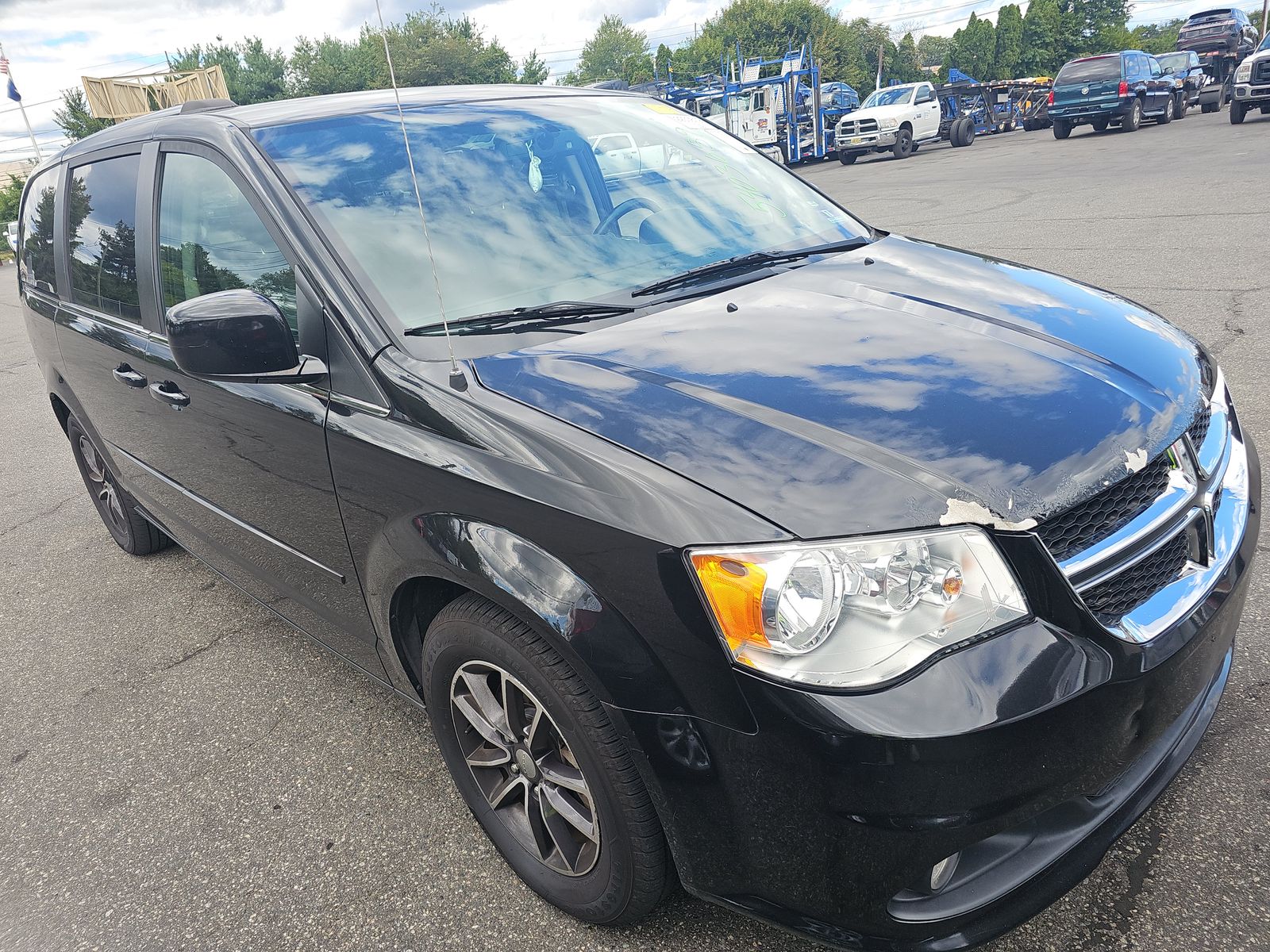 2017 Dodge Grand Caravan SXT FWD