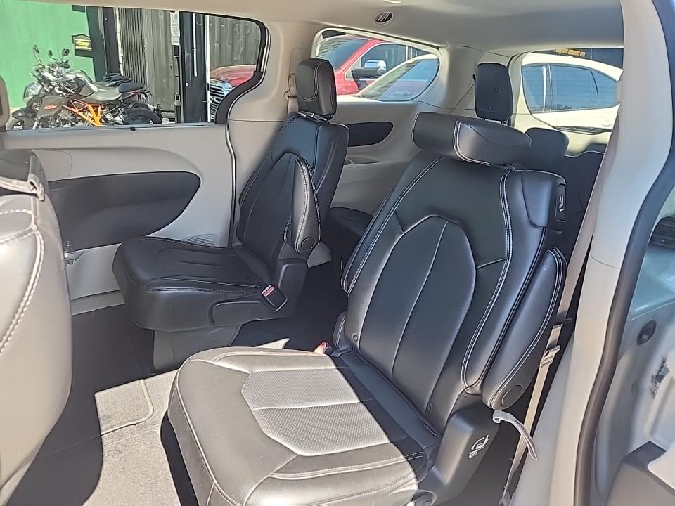 2024 Chrysler Pacifica Touring L FWD