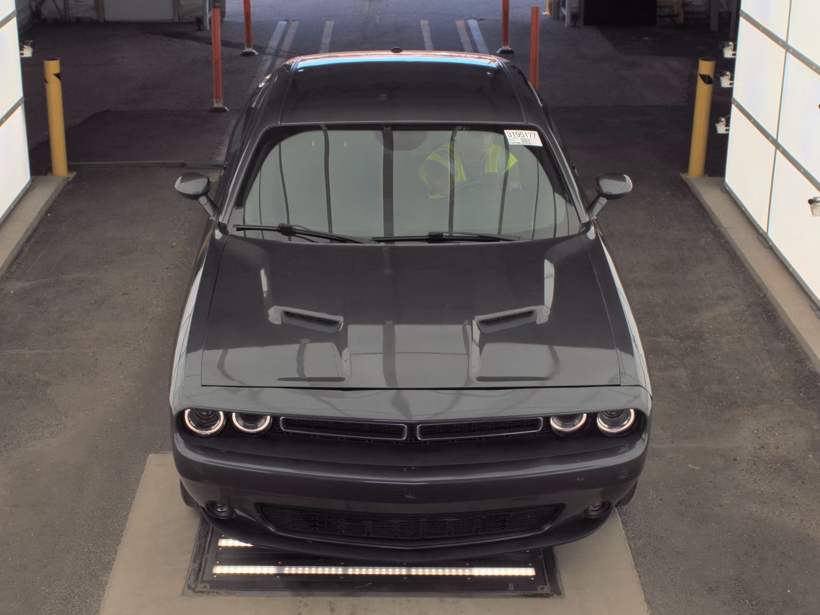 2017 Dodge Challenger SXT RWD