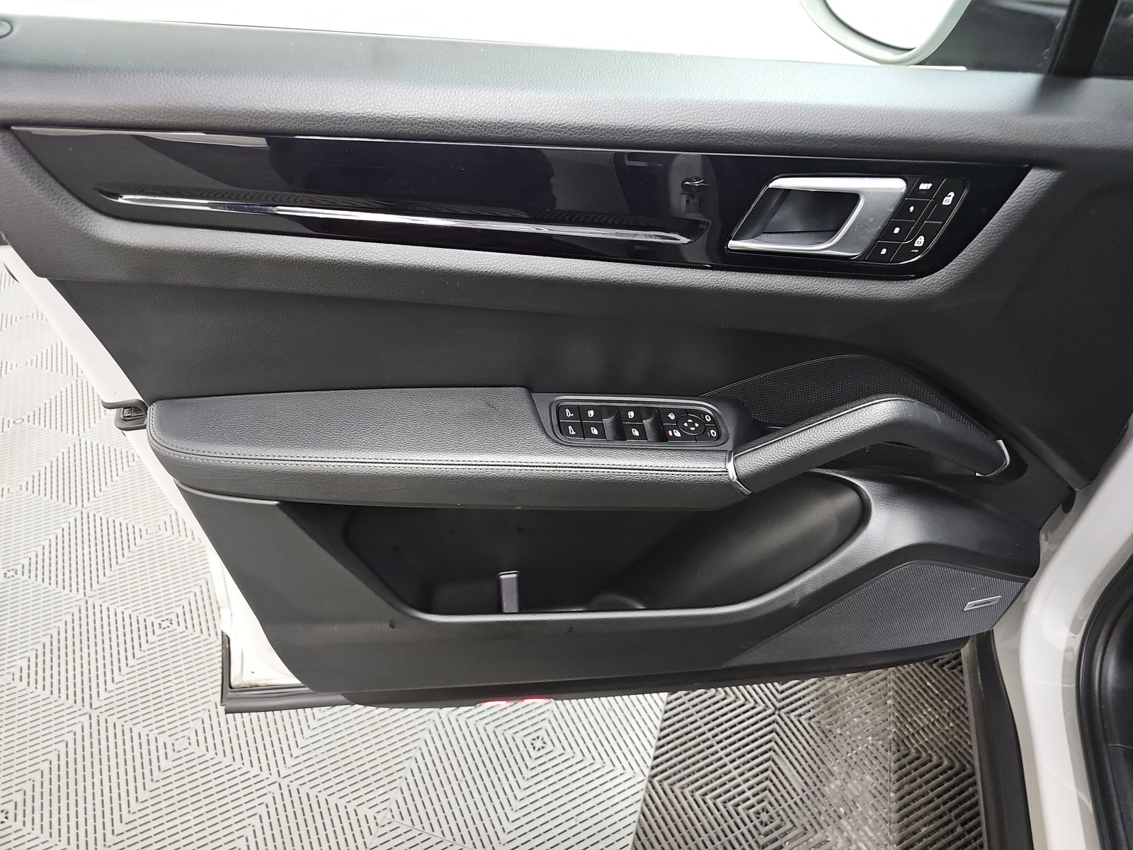 2022 Porsche Cayenne Base AWD