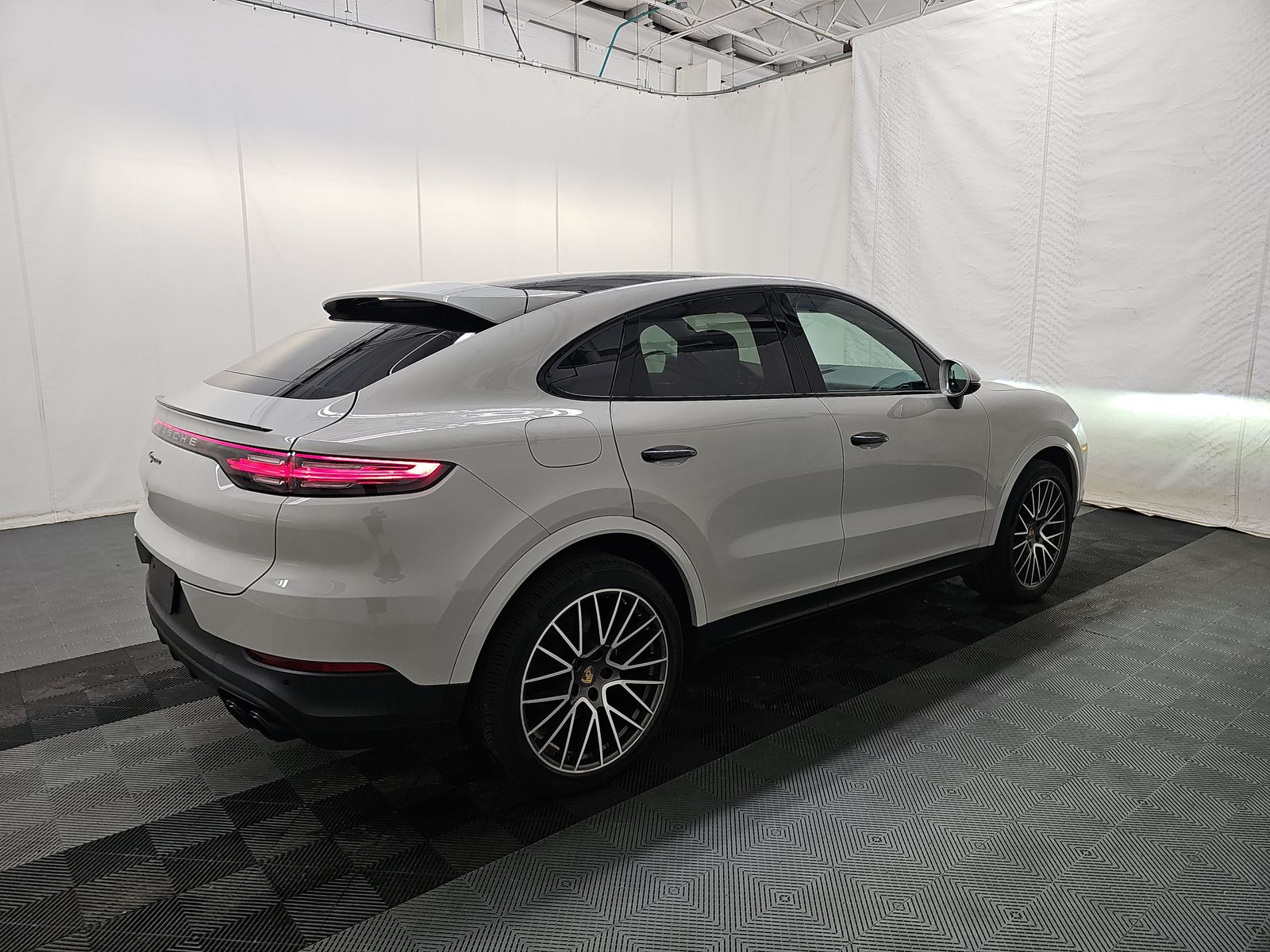 2022 Porsche Cayenne Base AWD