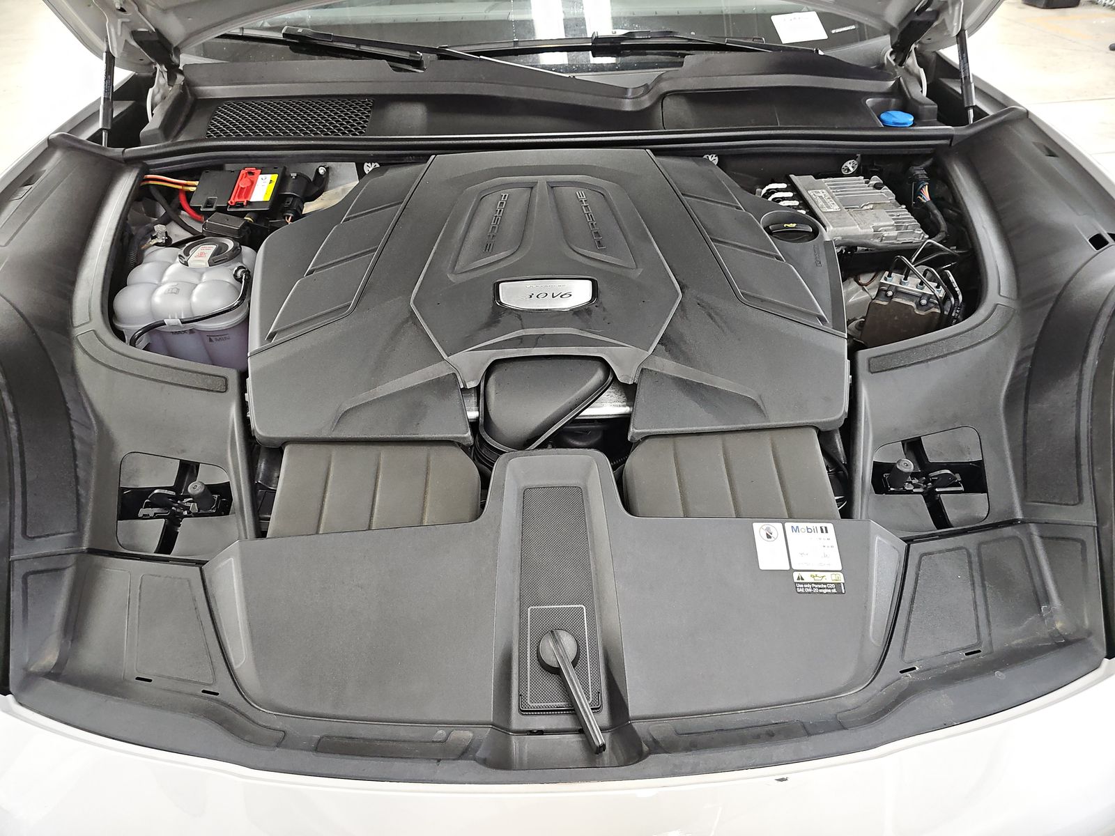 2022 Porsche Cayenne Base AWD
