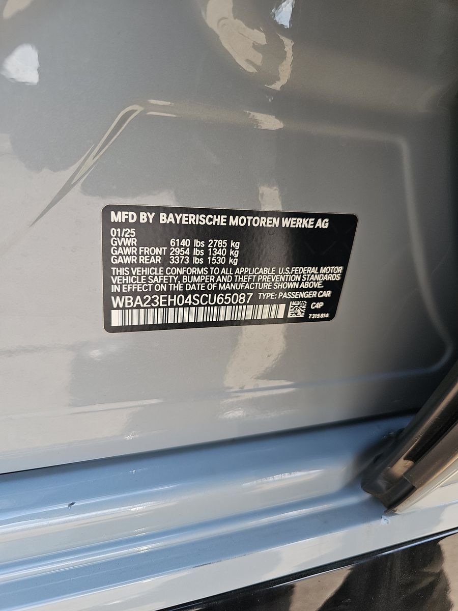 2025 BMW 7 Series 740i RWD