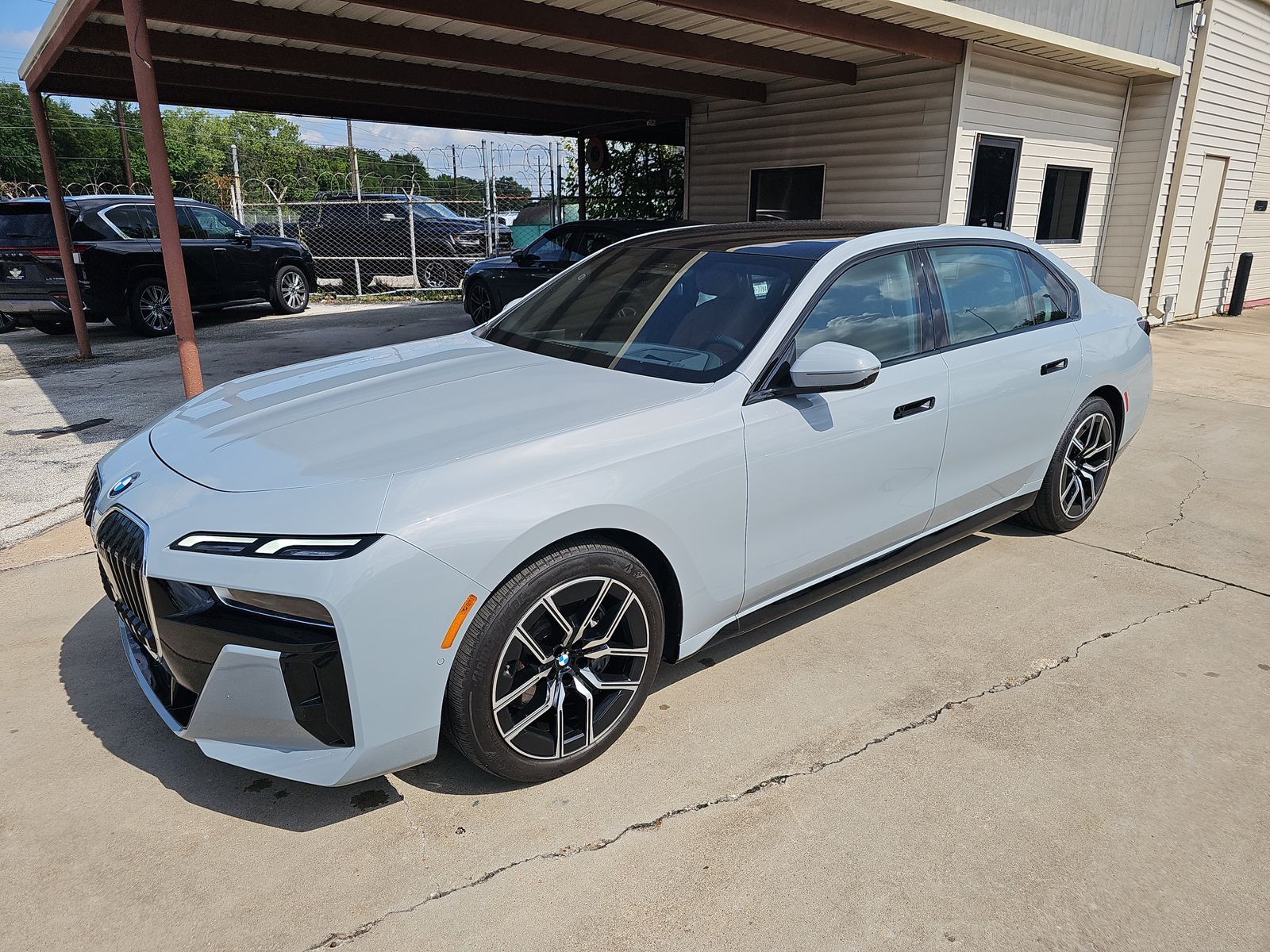 2025 BMW 7 Series 740i RWD