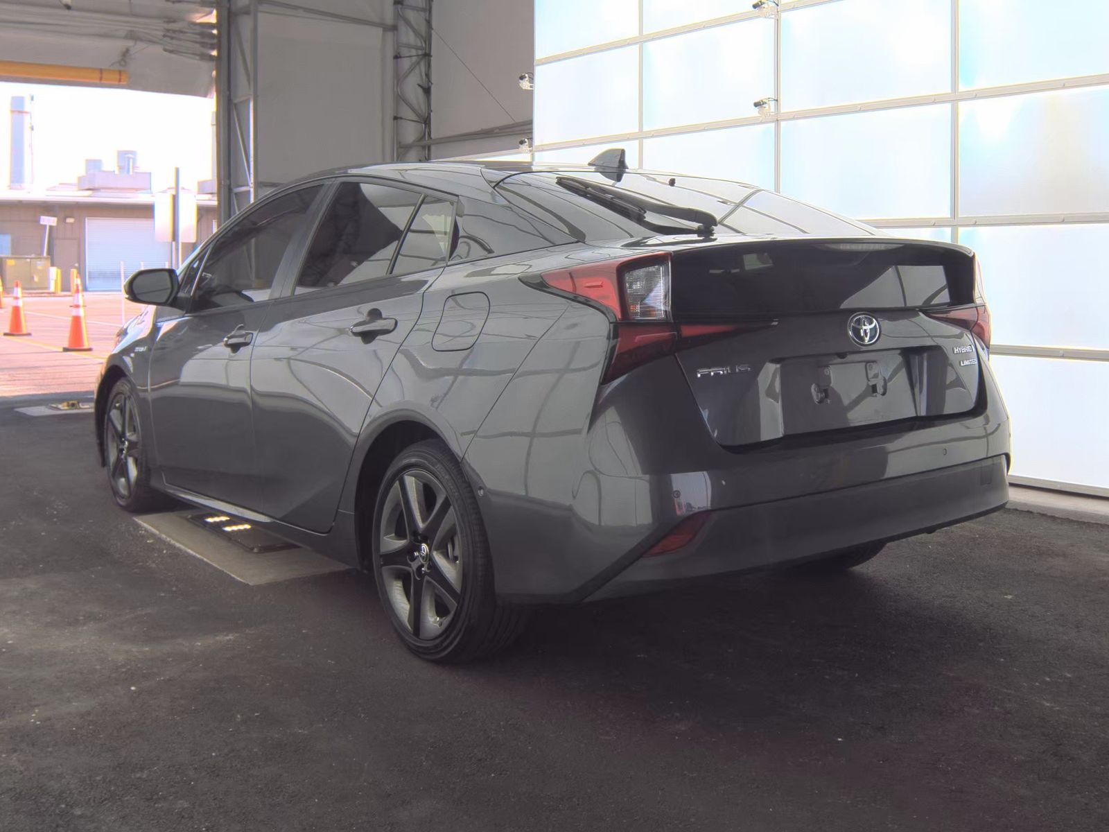 2022 Toyota Prius Limited FWD
