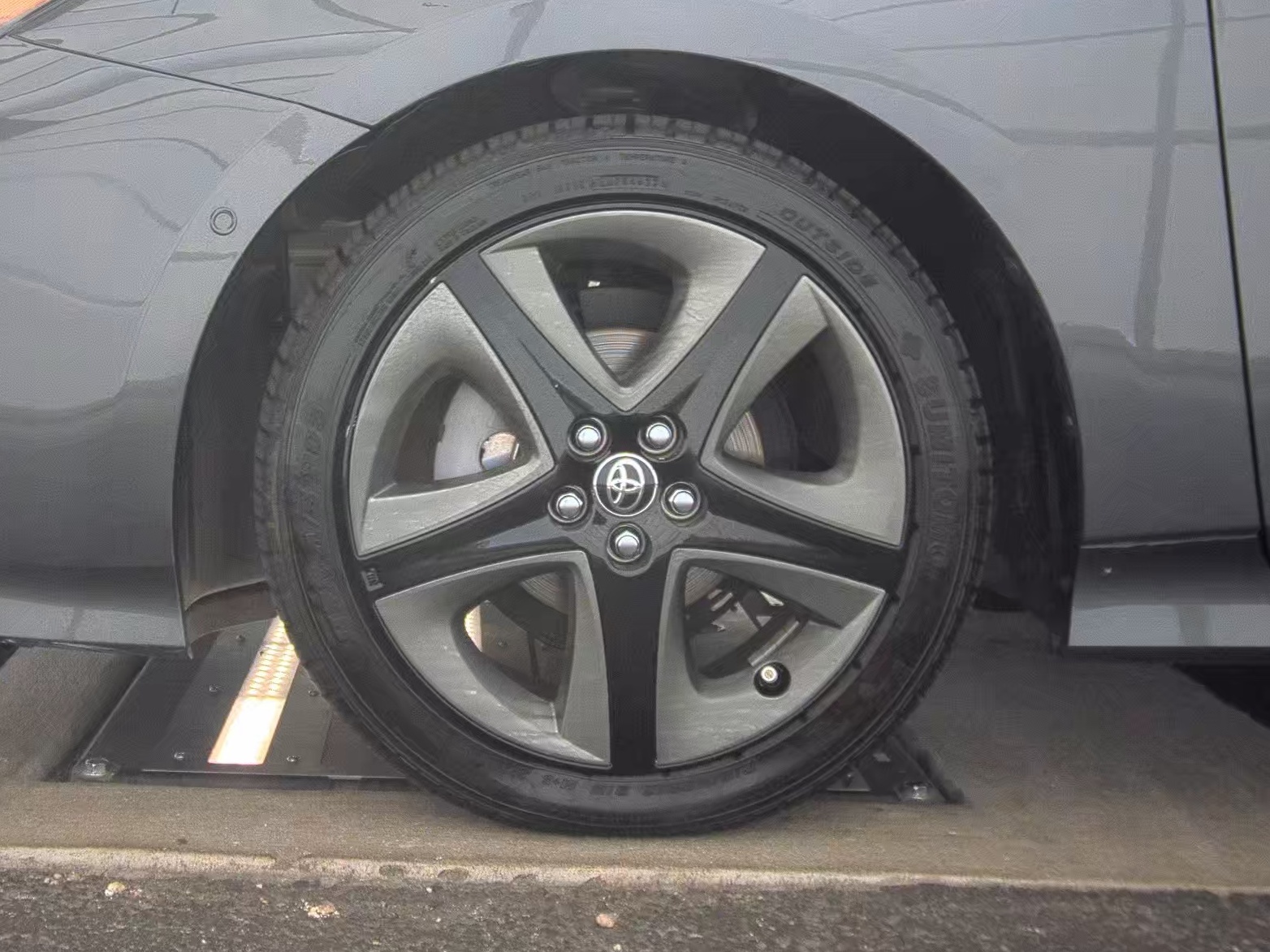 2022 Toyota Prius Limited FWD