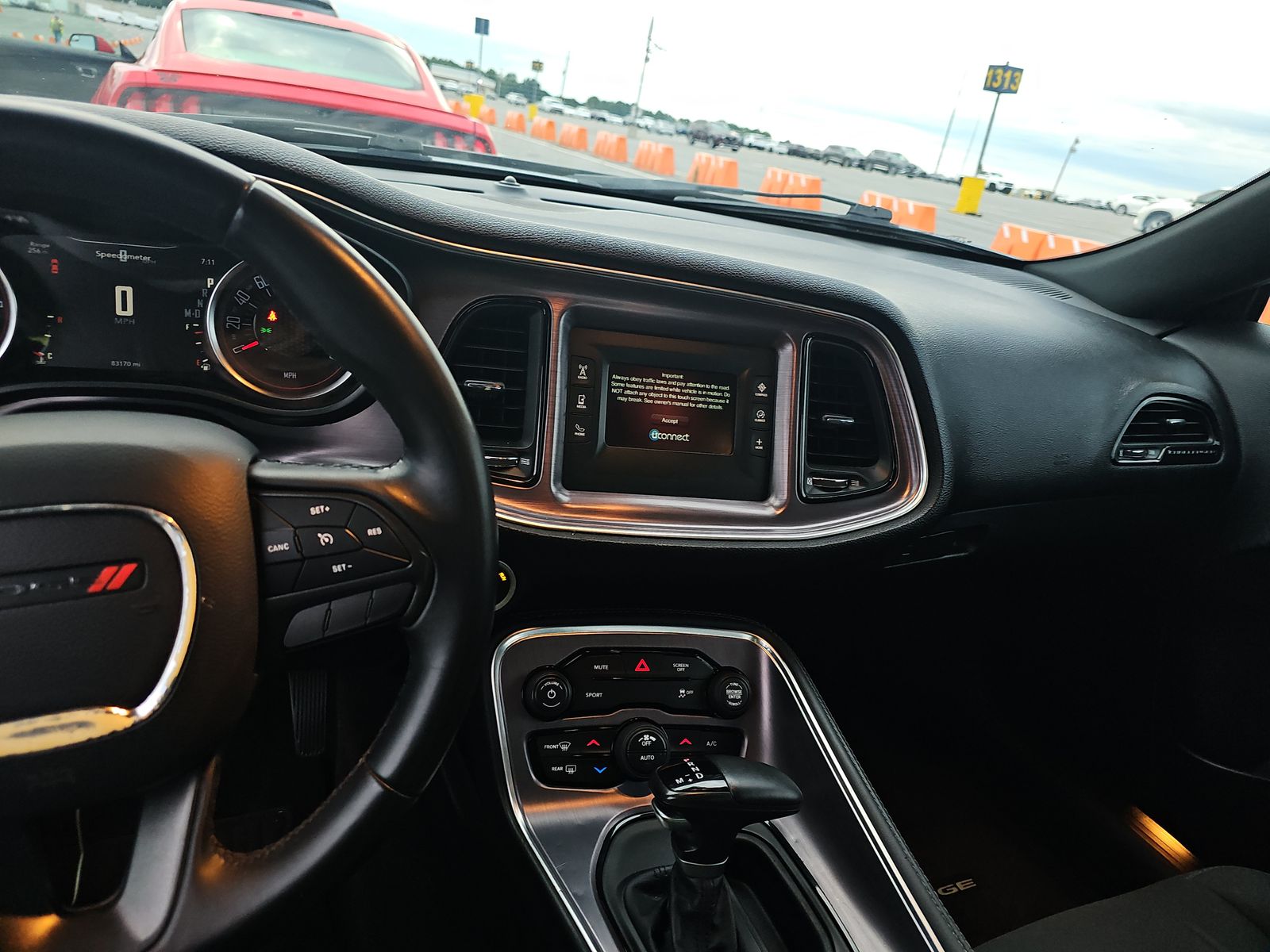 2017 Dodge Challenger SXT RWD