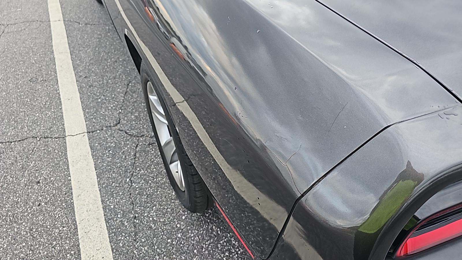 2017 Dodge Challenger SXT RWD