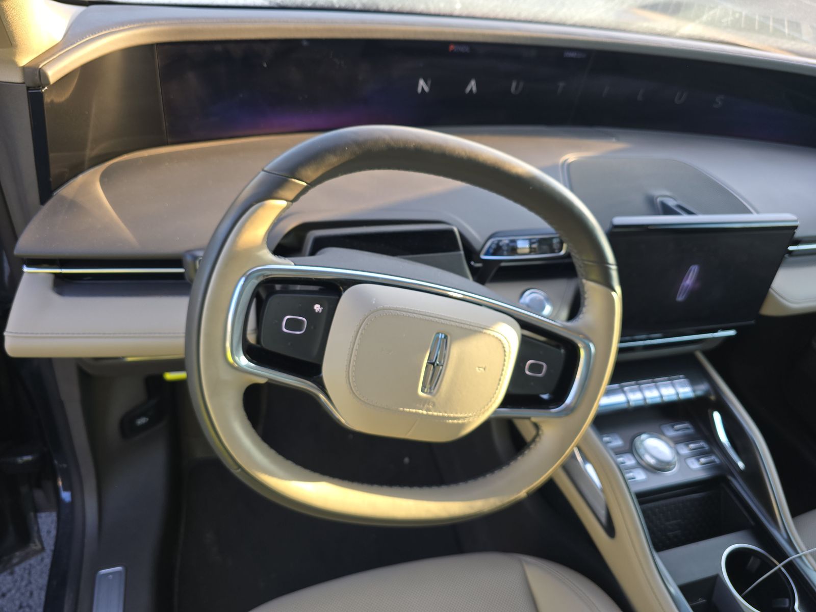 2024 Lincoln Nautilus Premiere AWD