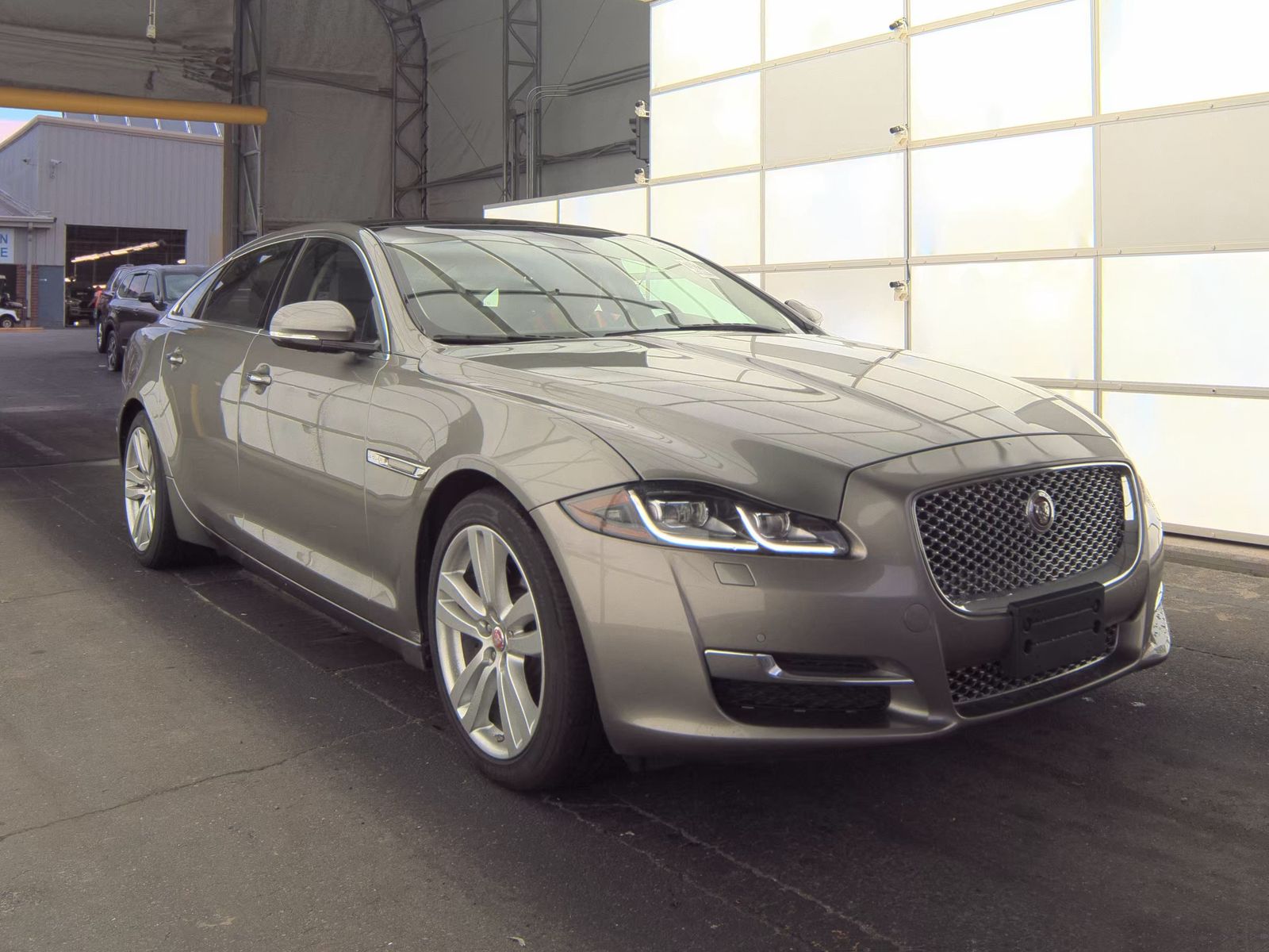 2017 Jaguar XJ L Portfolio AWD