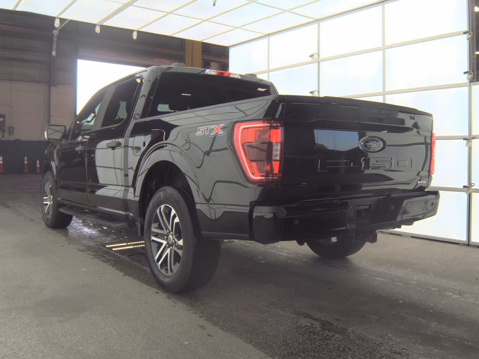 2023 Ford F-150 XL RWD