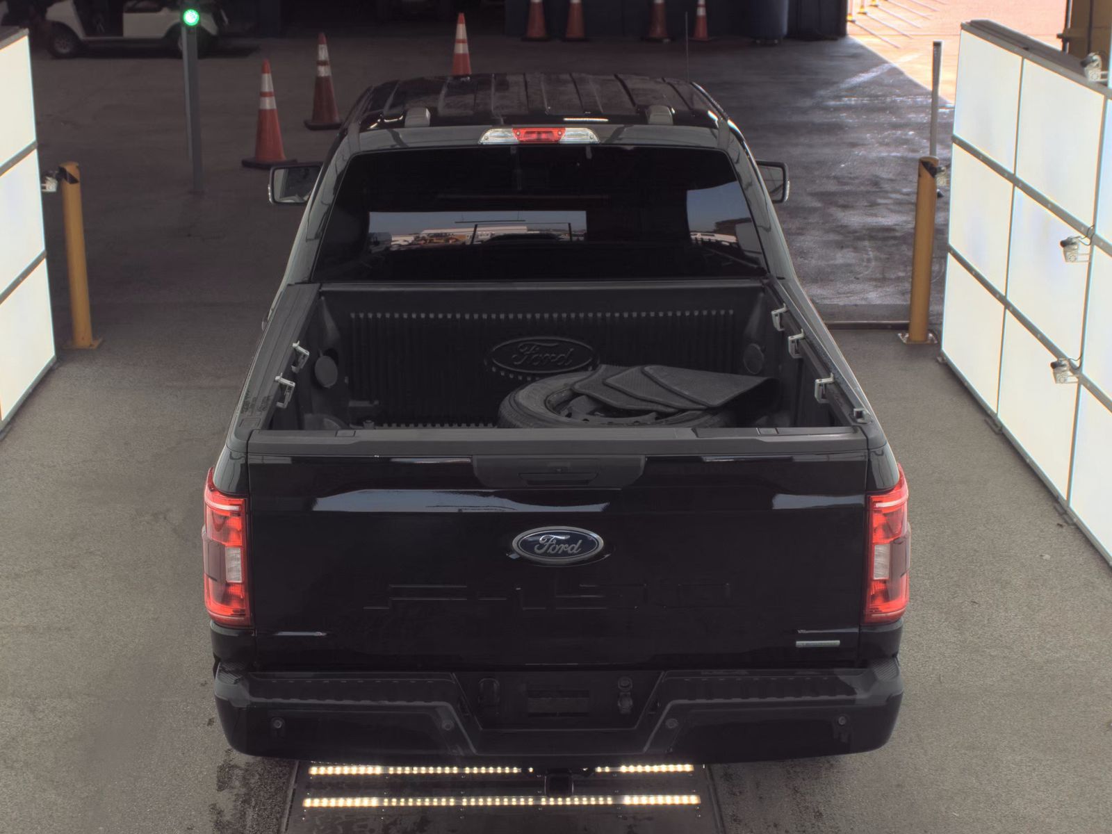 2023 Ford F-150 XL RWD