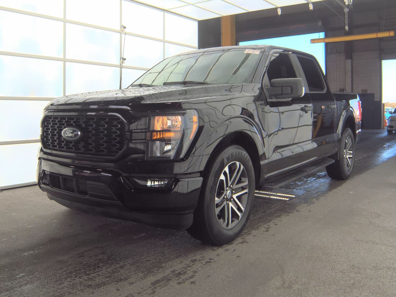 2023 Ford F-150 XL RWD