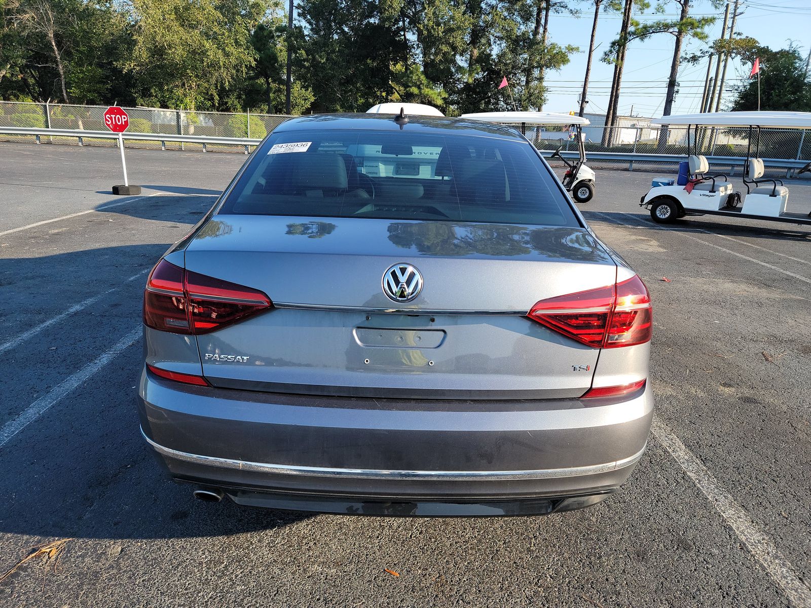2017 Volkswagen Passat 1.8T R-Line FWD