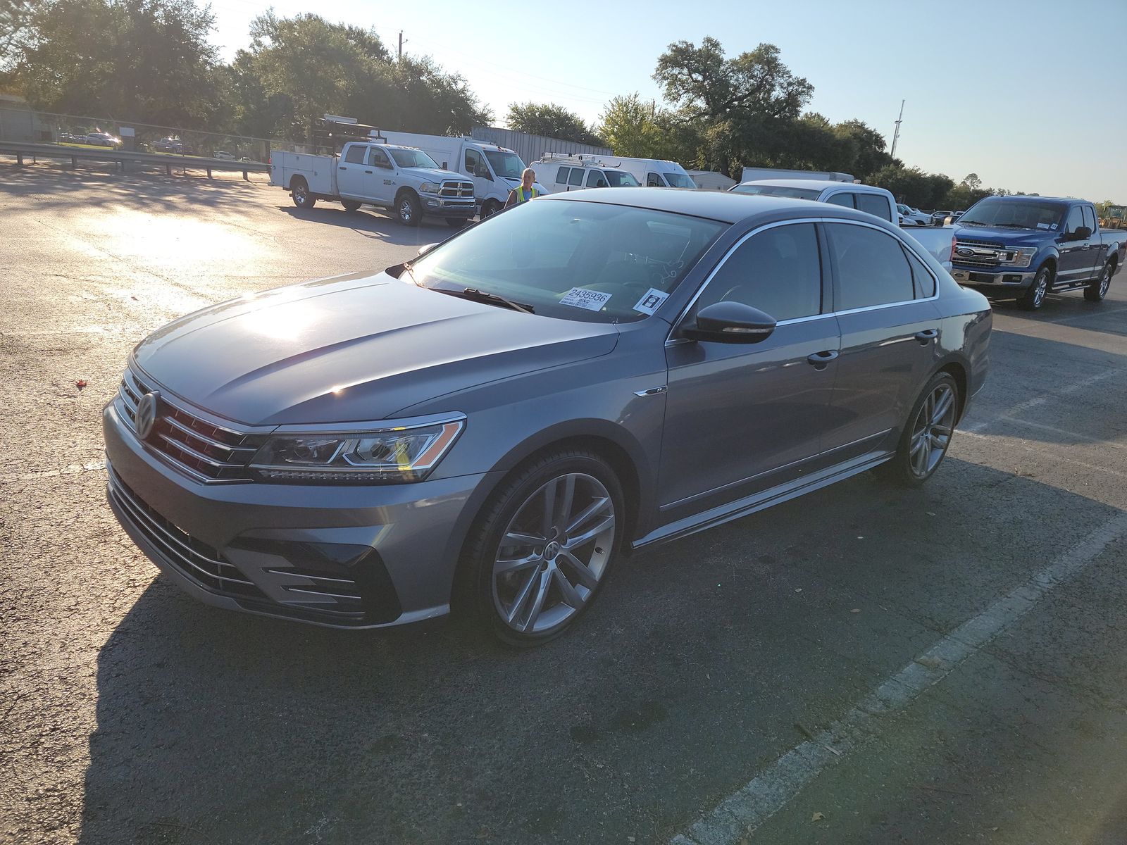 2017 Volkswagen Passat 1.8T R-Line FWD