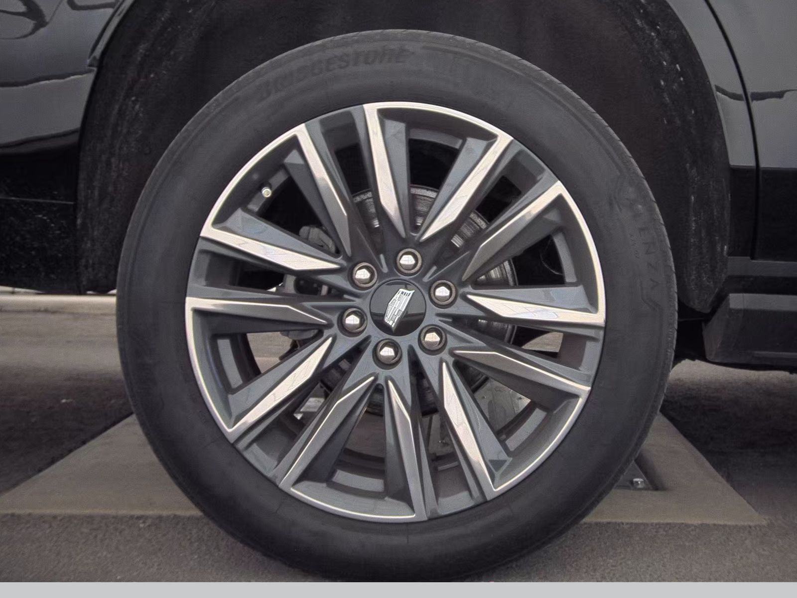 2022 Cadillac Escalade Sport Platinum RWD